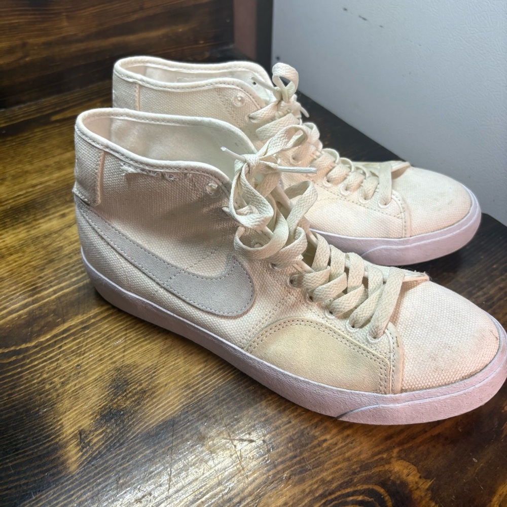 Nike Blazer Ivory Court Mid‎ Sneakers Size 7.5